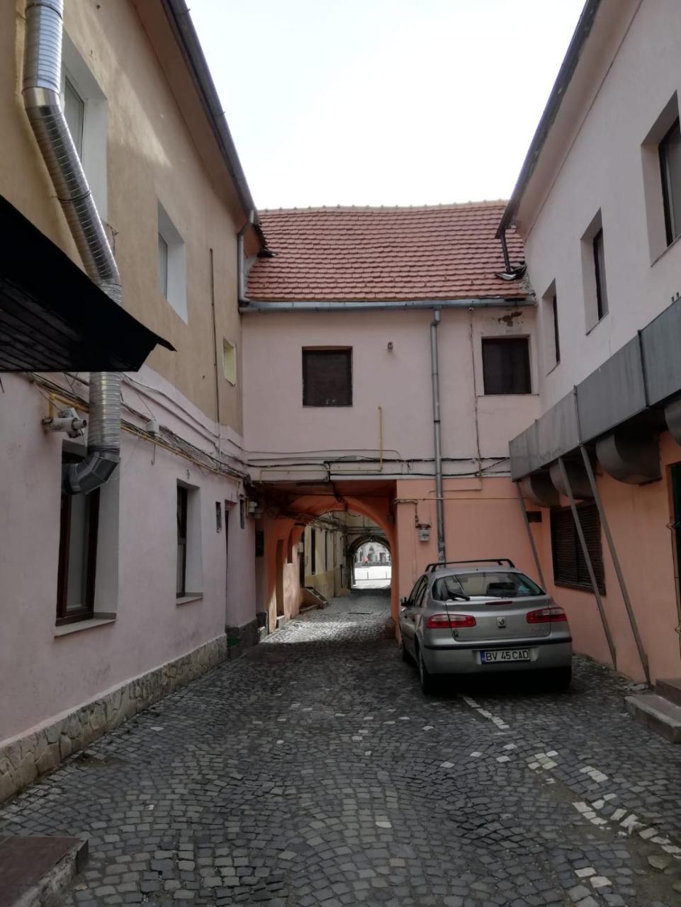 Leyla Hostel Braşov Exterior foto